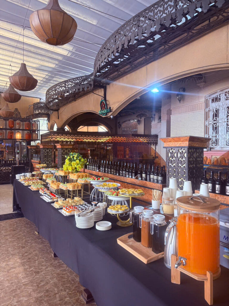 Dịch vụ đặt tiệc Teabreak tại Phường Tân Định chuyên nghiệp cho khai trương cửa hàng